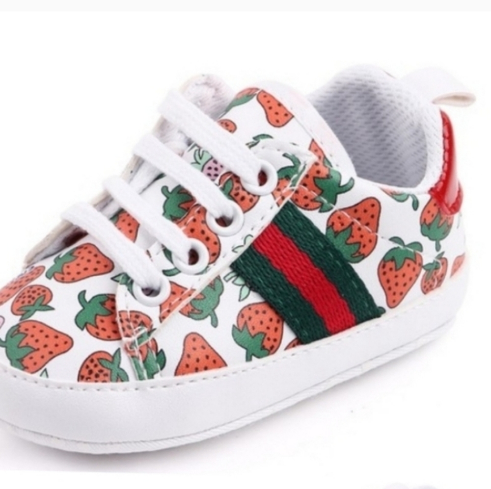 WHITE STRAWBERRY BABY / TODDLER SNEAKERS
